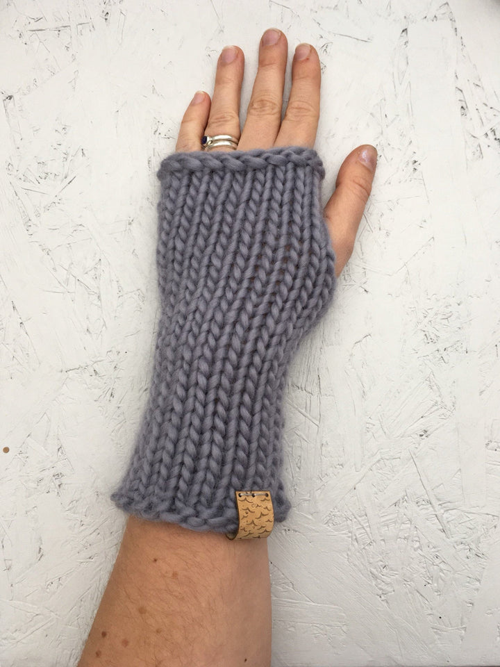 Wrist warmers | medium length, adult size | merino wool handknitted